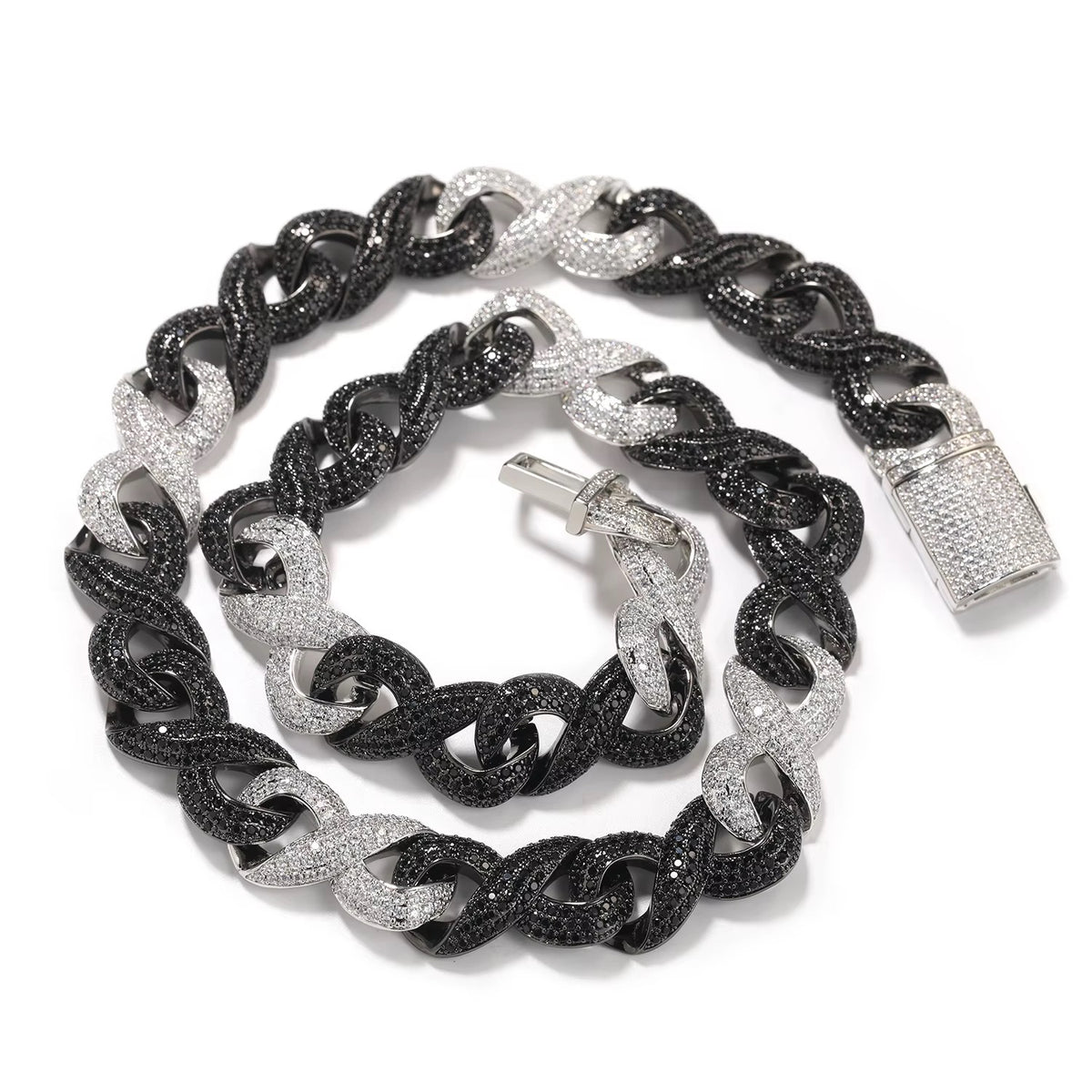 Nior Midnight Cuban Chain